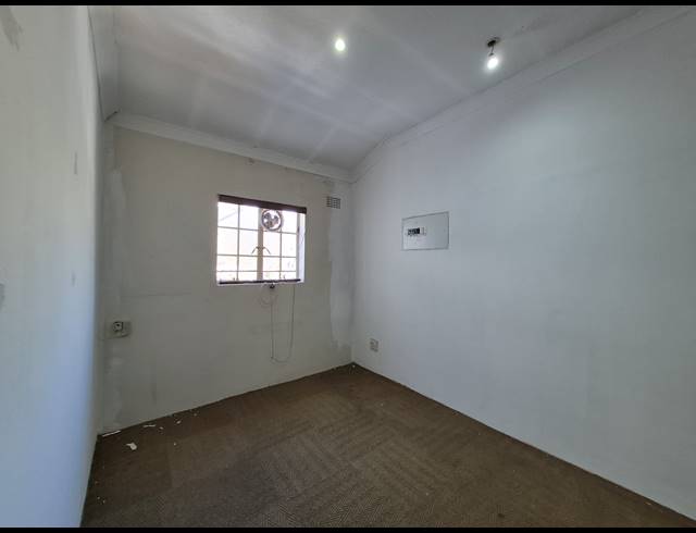 50M² OFFICE TO LET IN MELVILLE